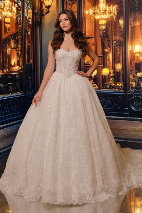 Lovell-Martin Thornburg for Mon Cheri MT4022
