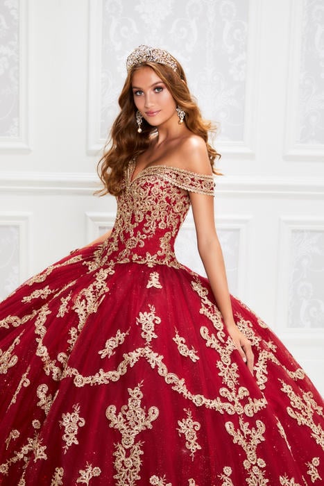 WHEN YOU PUT ON A PRINCESA GOWN YOU INSTANTLY FEEL THAT THIS DRESS IS LIKE NO OT PR12014