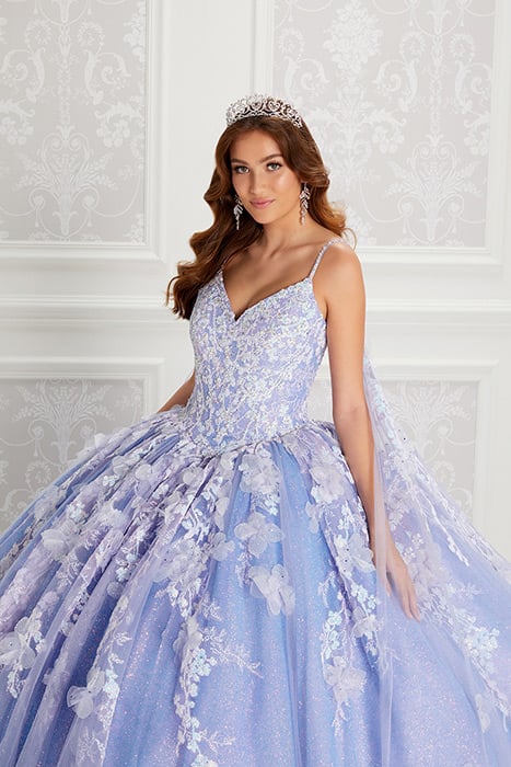 WHEN YOU PUT ON A PRINCESA GOWN YOU INSTANTLY FEEL THAT THIS DRESS IS LIKE NO OT PR22143