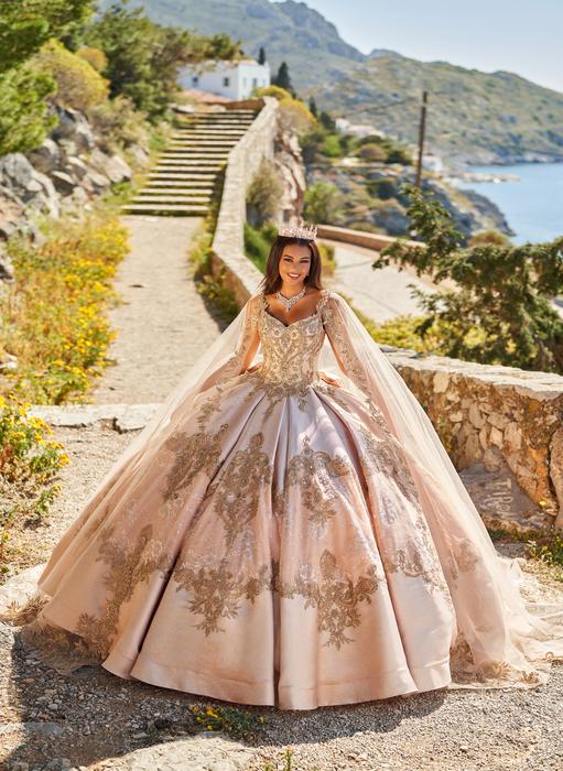 WHEN YOU PUT ON A PRINCESA GOWN YOU INSTANTLY FEEL THAT THIS DRESS IS LIKE NO OT PR30085CAPE