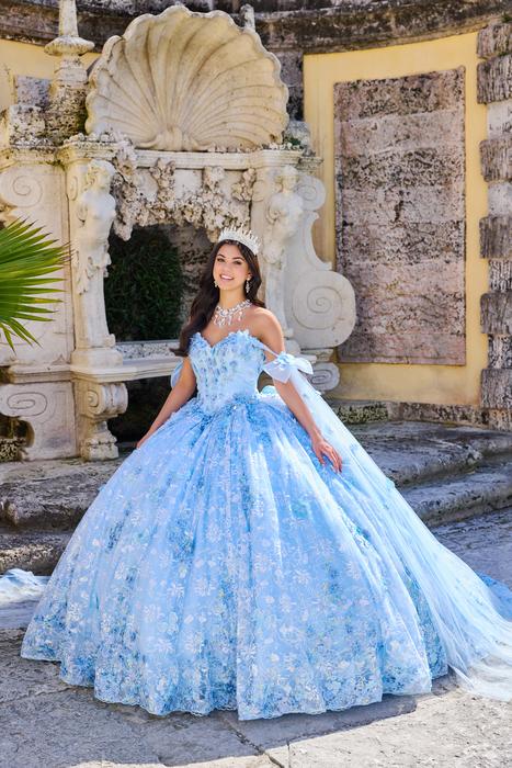 WHEN YOU PUT ON A PRINCESA GOWN YOU INSTANTLY FEEL THAT THIS DRESS IS LIKE NO OT PR30135