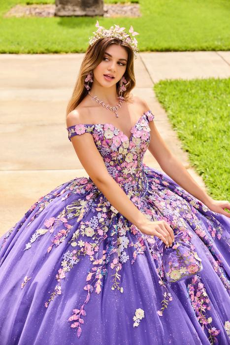 WHEN YOU PUT ON A PRINCESA GOWN YOU INSTANTLY FEEL THAT THIS DRESS IS LIKE NO OT PR30155