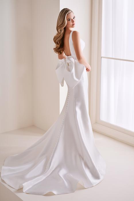 Enchanting by Mon Cheri E407