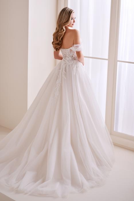 Enchanting by Mon Cheri E410