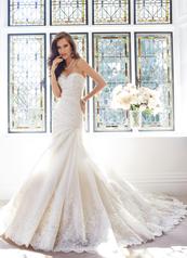 Y21439-Muriel Ivory front