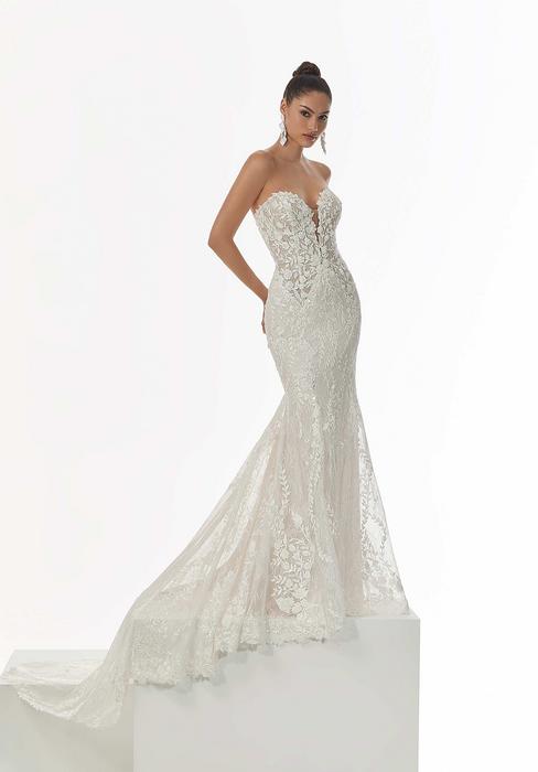 Our Nuala designer wedding dress is all about romance and glamour. The stunning  1228