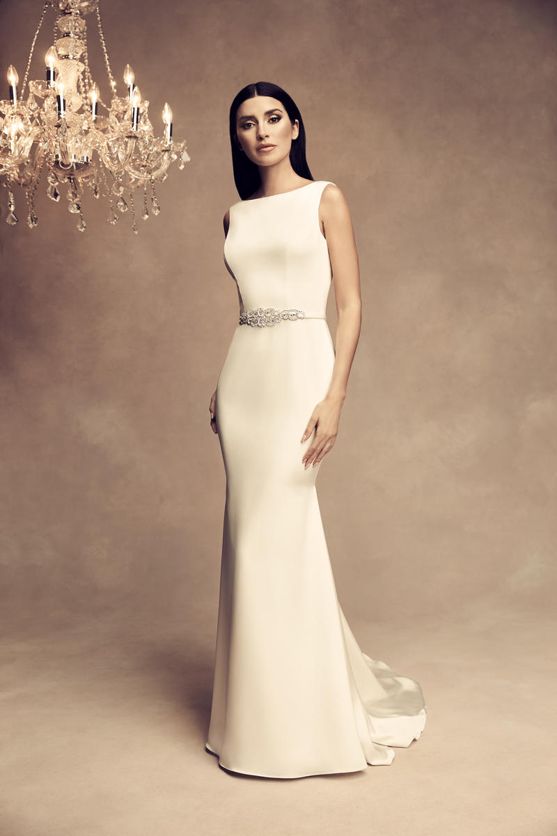 Gowns  Paloma Blanca