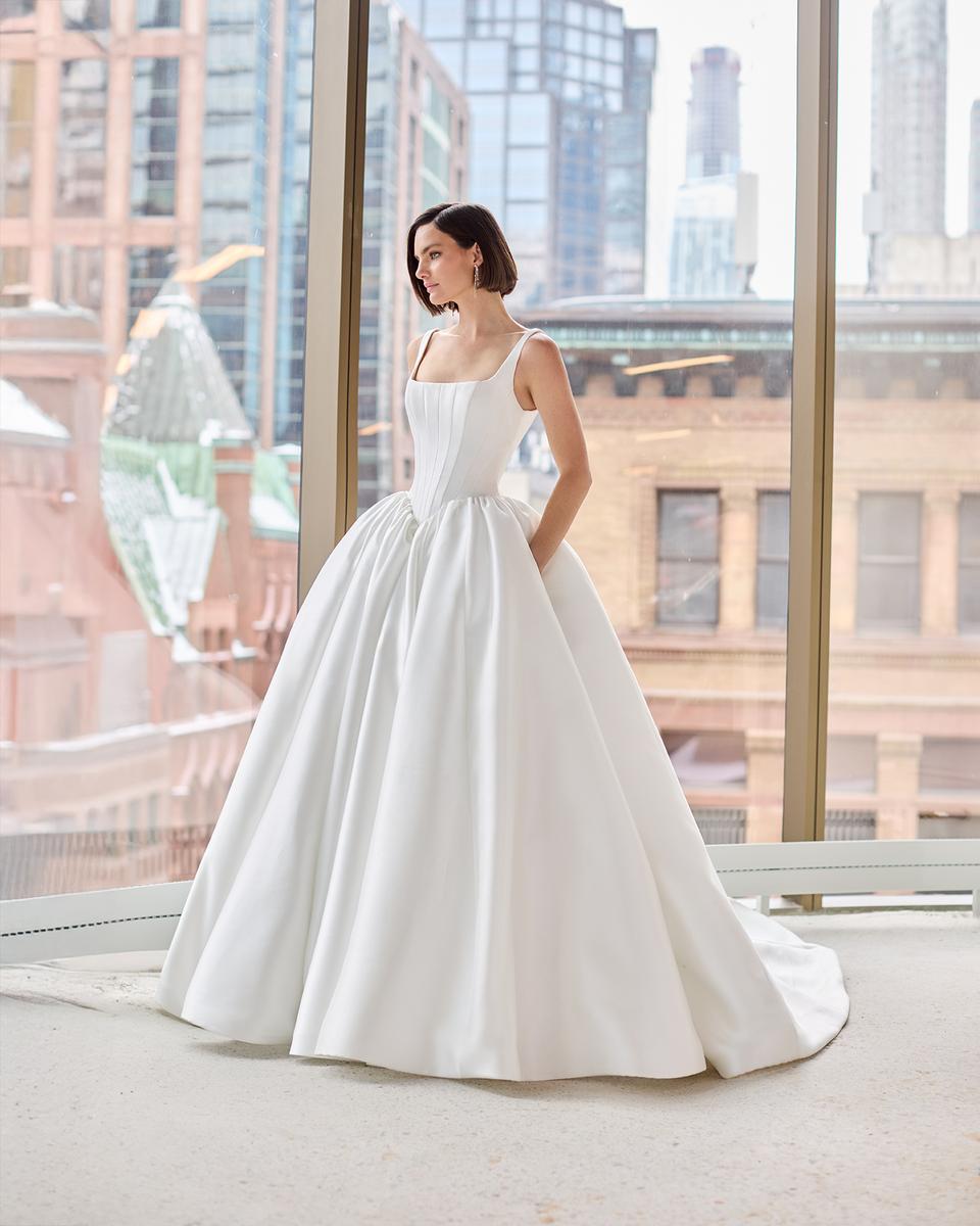 Paloma Blanca P5203