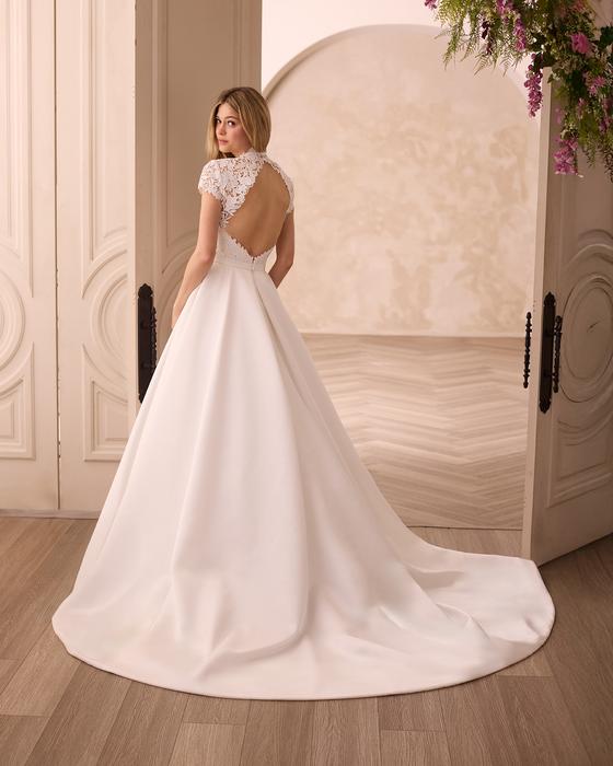 Mikaella M2608