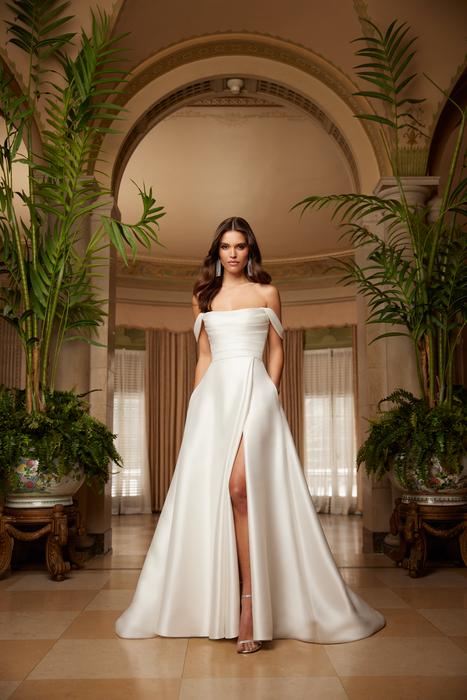 Paloma Blanca-Dress Only P5055