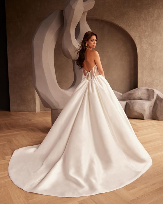 Paloma Blanca P5130