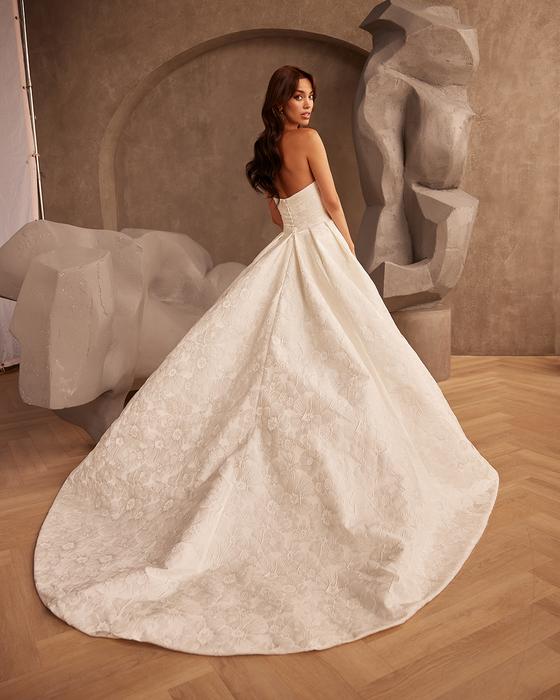 Paloma Blanca P5133