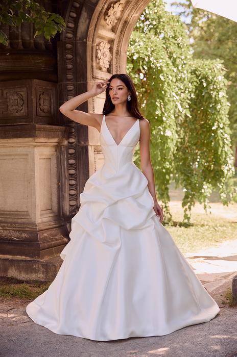 Paloma Blanca P5180