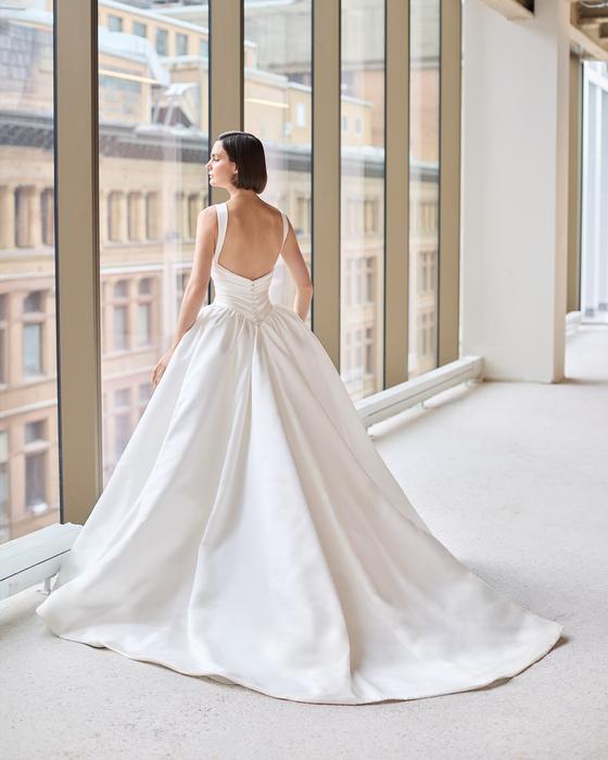 Paloma Blanca P5207