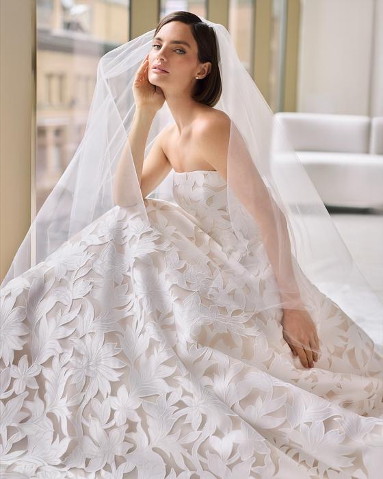 Paloma Blanca P5212