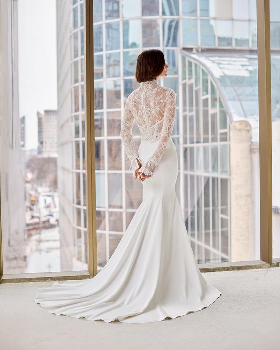 Paloma Blanca P5214