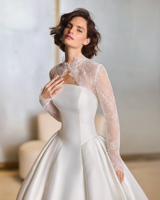 Paloma Blanca P5217