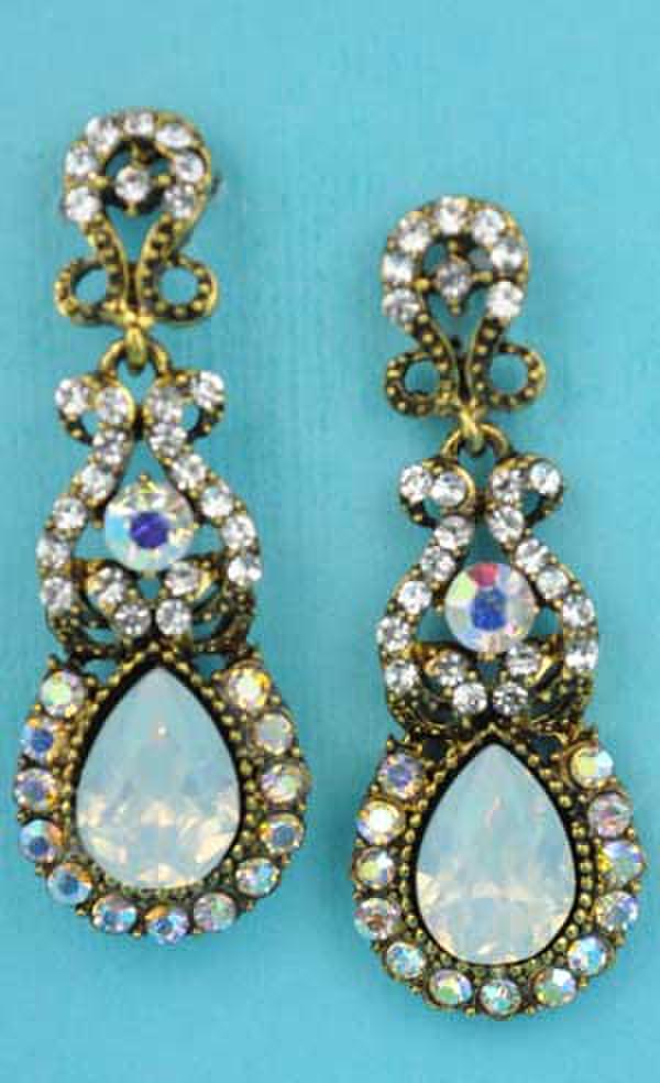 Sassy Couture Jewelry SI1703E66G
