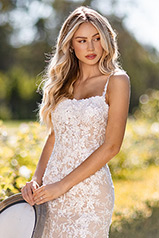 71038 Ivory/Nude detail