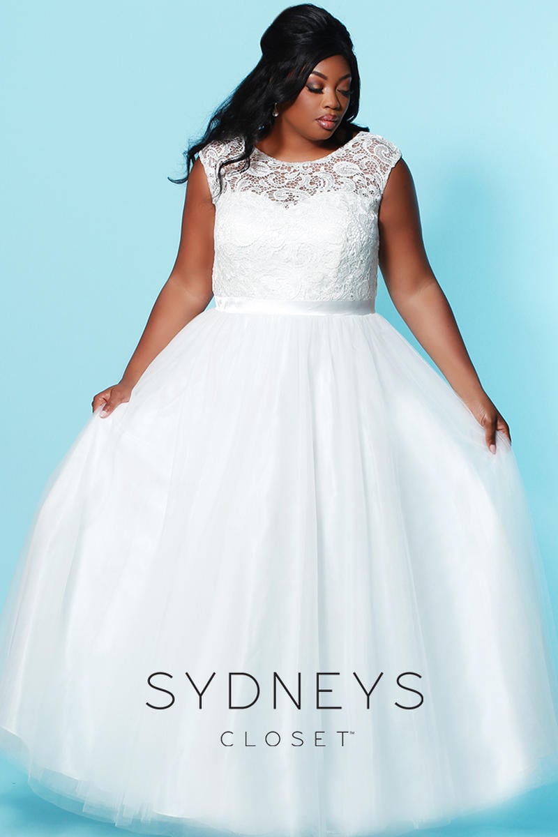 Sydney's Closet Plus Size Bridal SC5227