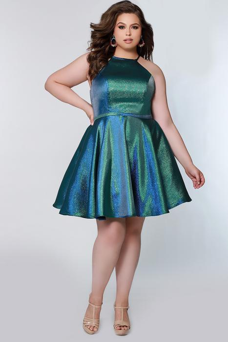 Plus size cocktail, party and homecoming dresses SC8103
