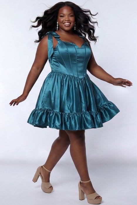 Sydney's Closet Homecoming SC8152