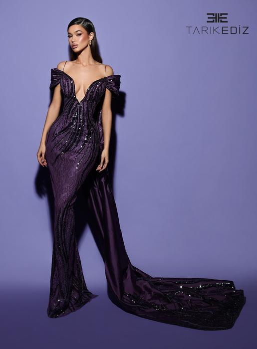 Let yourself be seduced by this feminine and unique dress collection of spectacu 98553