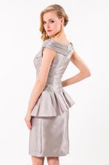 1523C0340 Taupe back