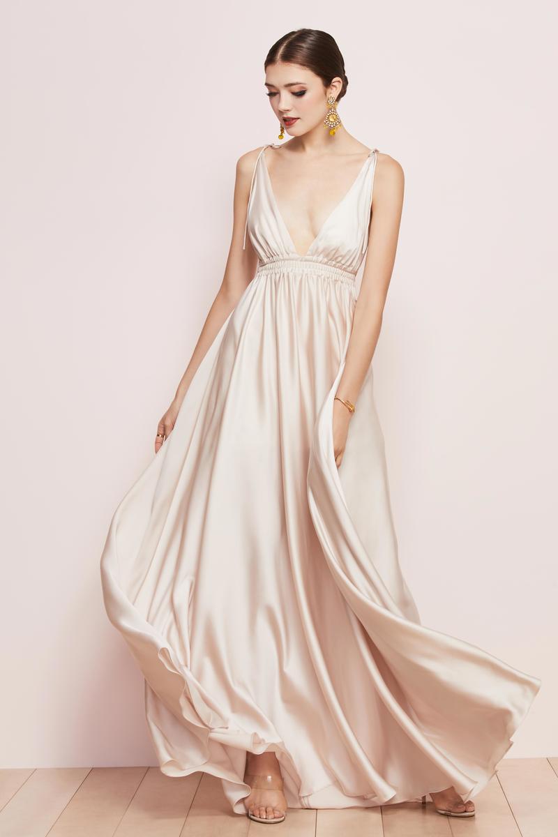 Watters Bridesmaids 6810-Quentin