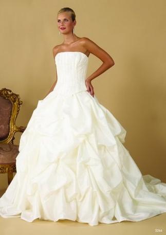 In Store Stock Level B sincerity Bridal 3244 ivory size 8