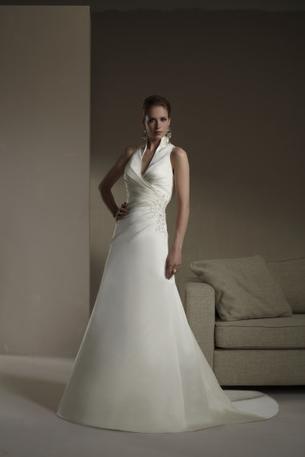 In Store Stock  sincerity bridal 3572  ivory/silver size